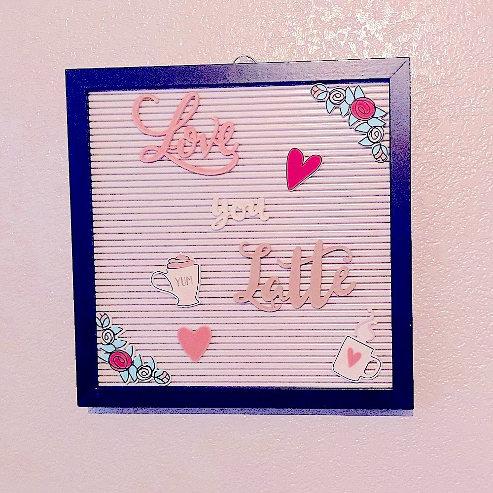 Message Board 💘 Black Frame with White Paneling Letterboard